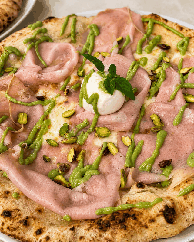 La Partenope mortadella and pistachio pizza in Corfu